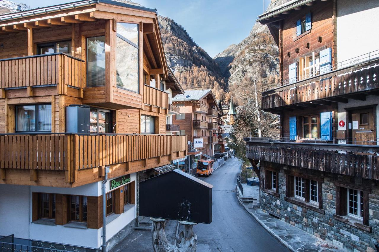 Haus Floralp Apartment Zermatt Bagian luar foto