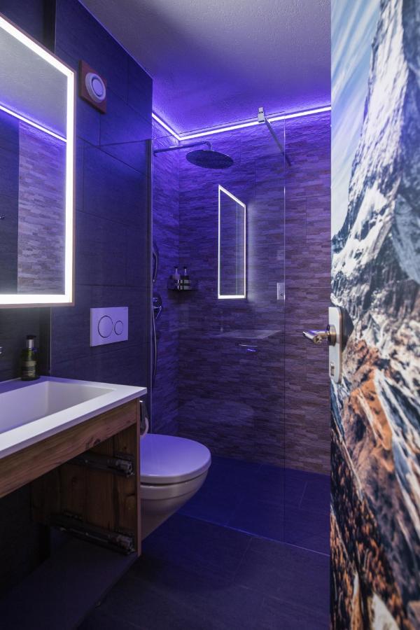 Haus Floralp Apartment Zermatt Bagian luar foto