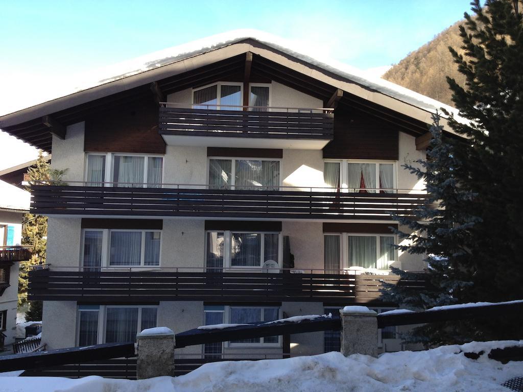 Haus Floralp Apartment Zermatt Bagian luar foto